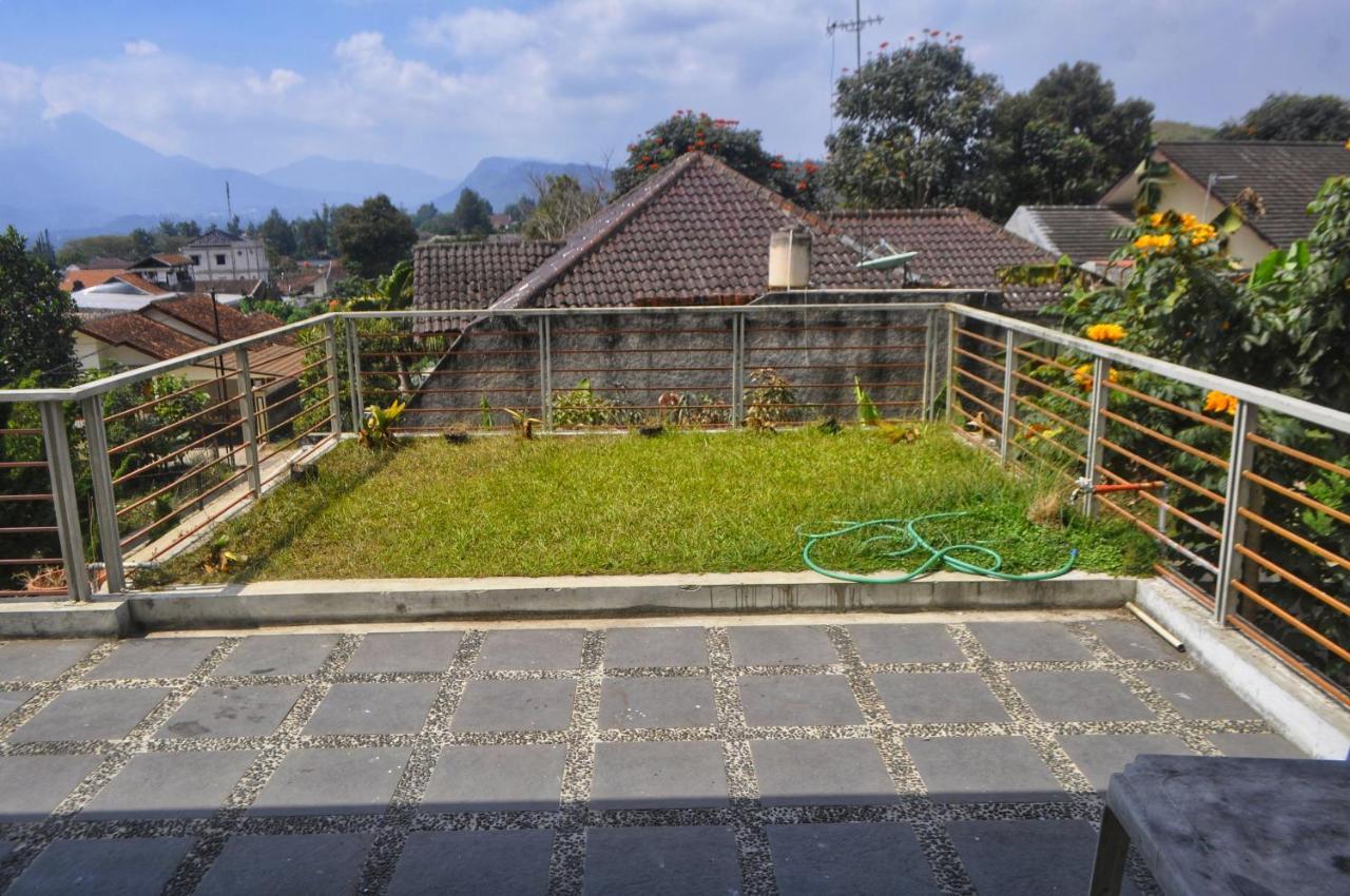 Dallil Putra Villa Lembang Dış mekan fotoğraf